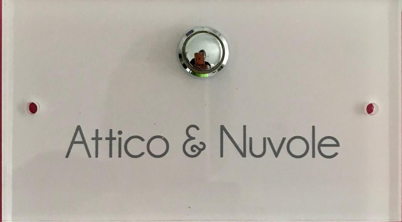 Appartement Attico&Nuvole à Turin Extérieur photo